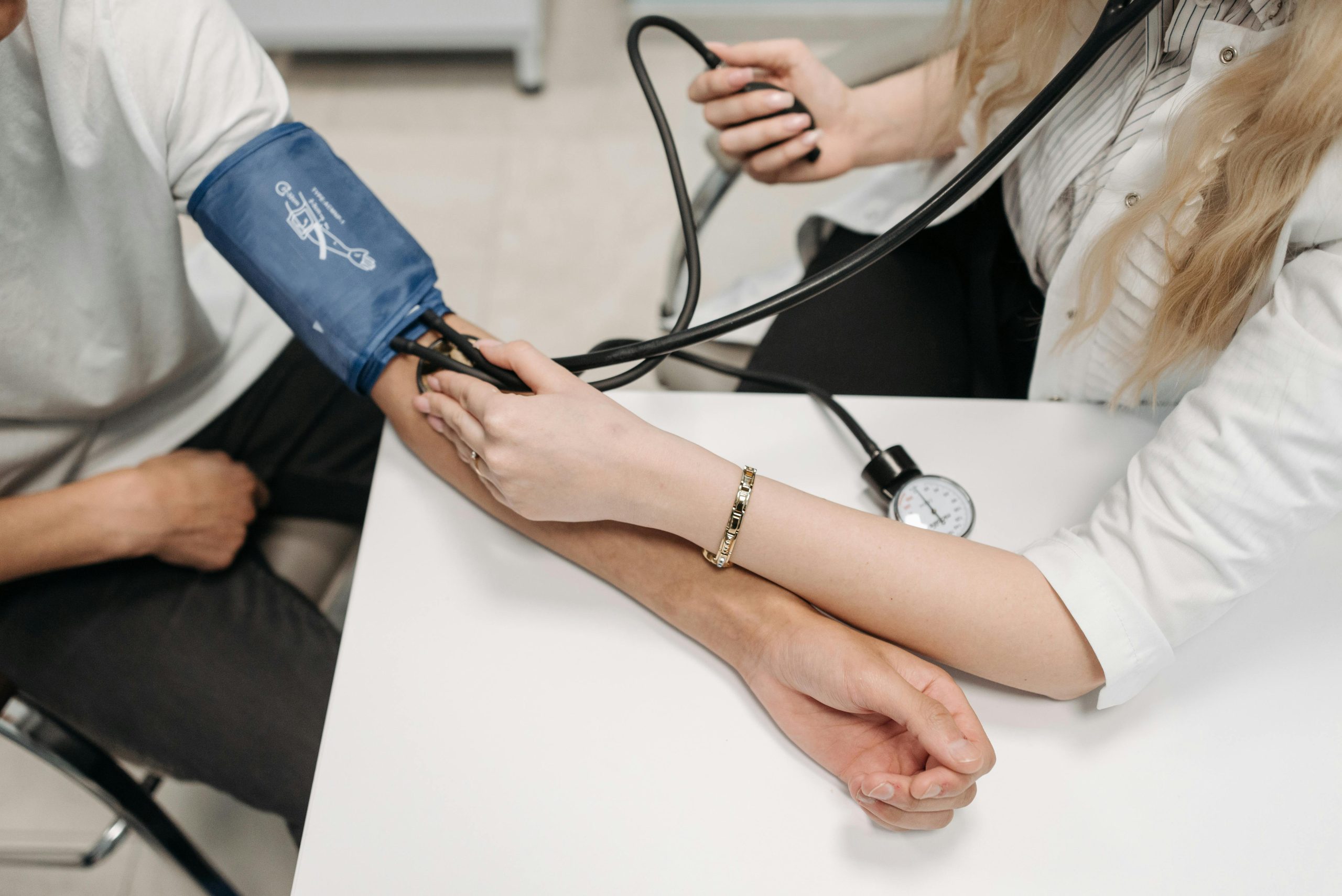 Arthrose verstehen – Ursachen und Stadien